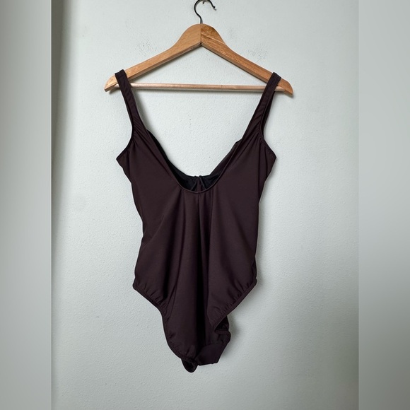 Miraclesuit Women's Swimsuit Brown One Piece Ruched Style #63663 Size 14 - Picture 5 of 15